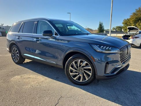 New 2026 Lincoln Aviator Premiere image 27