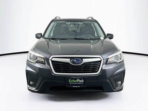 Used 2019 Subaru Forester Premium AWD/4WD image 2