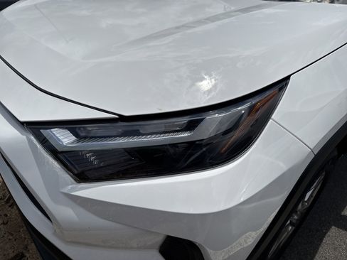 Used 2022 Toyota RAV4 XLE FWD image 6