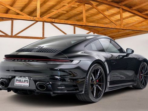 Used 2020 Porsche 911 Carrera S image 5