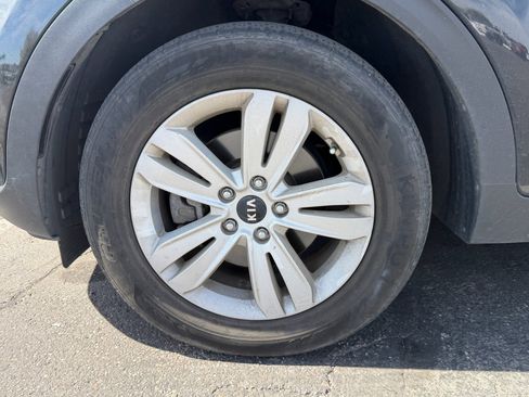 Used 2019 Kia Sportage LX w/ LX Popular Package image 5