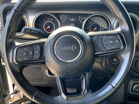 Used 2018 Jeep Wrangler Unlimited Sport S image 6