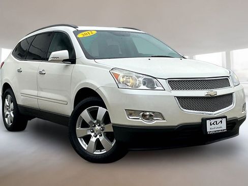 Used 2012 Chevrolet Traverse LTZ image 3