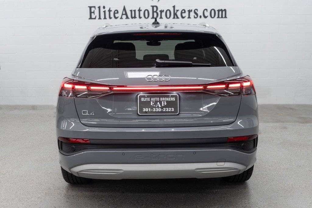 Used 2023 Audi Q4 e-tron Premium Plus w/ Premium Plus RWD image 4