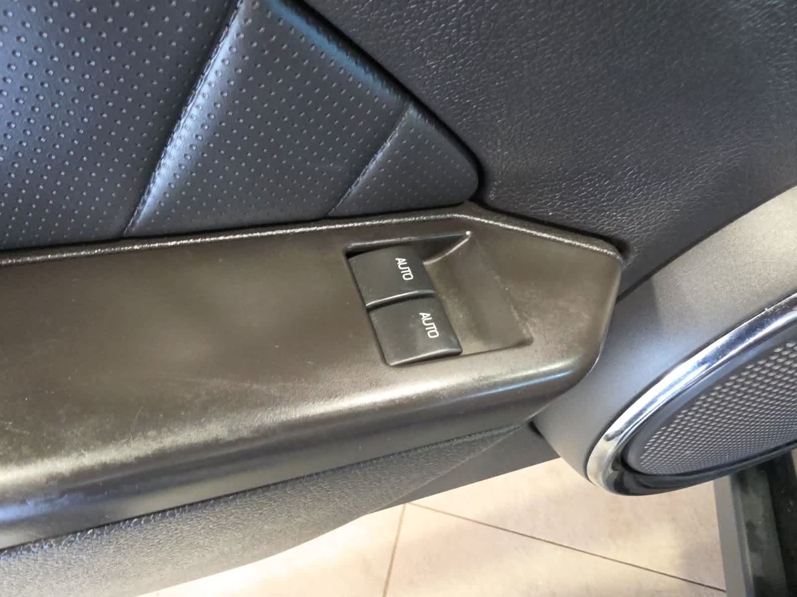 Used 2012 Ford Mustang Premium RWD image 14