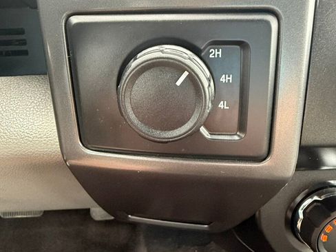 Used 2019 Ford F150 XLT w/ Equipment Group 302A Luxury AWD/4WD image 39