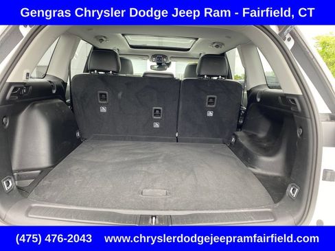 Used 2023 Jeep Grand Cherokee Limited w/ Trailer Tow Prep Group (B) AWD/4WD image 34