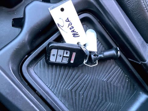 Used 2017 Honda CR-V EX image 14