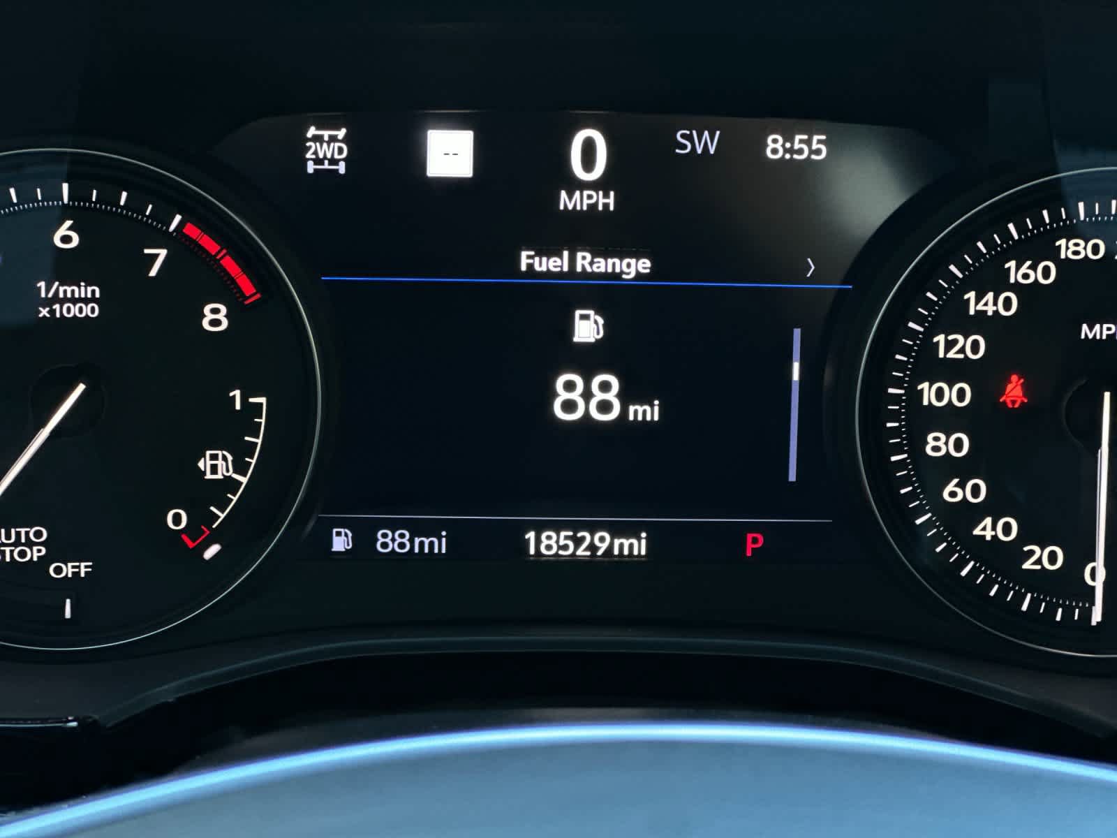 Used 2025 Cadillac XT5 Sportv w/ Technology Package AWD/4WD image 26