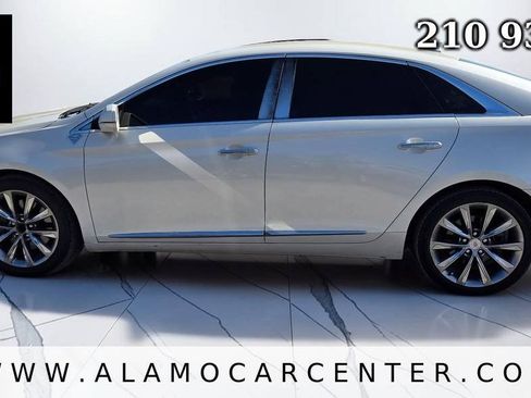 Used 2014 Cadillac XTS FWD image 2
