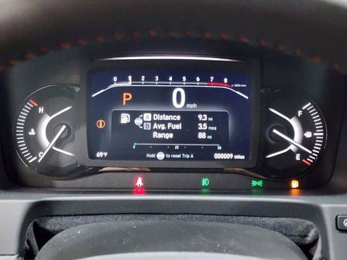 Used 2023 Honda Passport TrailSport image 32