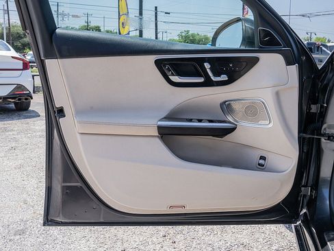 Used 2023 Mercedes-Benz C 300 4MATIC Sedan w/ Pinnacle Trim Package image 10