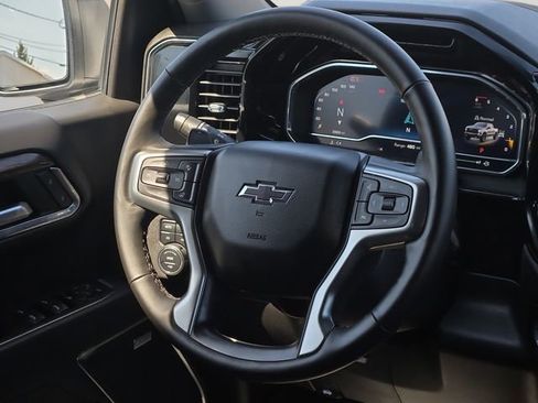 Used 2025 Chevrolet Silverado 1500 LT Trail Boss w/ Convenience Package II image 18