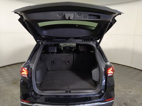 Used 2023 Chevrolet Equinox RS image 29