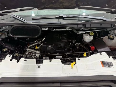 Used 2015 Ford Transit 350 XL image 8