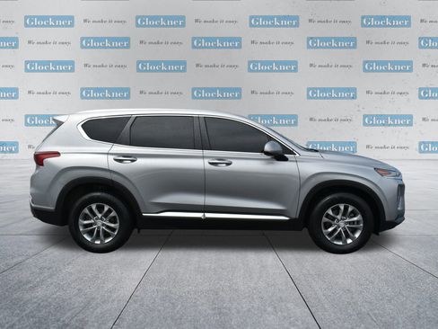 Used 2020 Hyundai Santa Fe SE image 4
