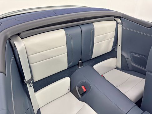 Used 2022 Porsche 911 Carrera image 36