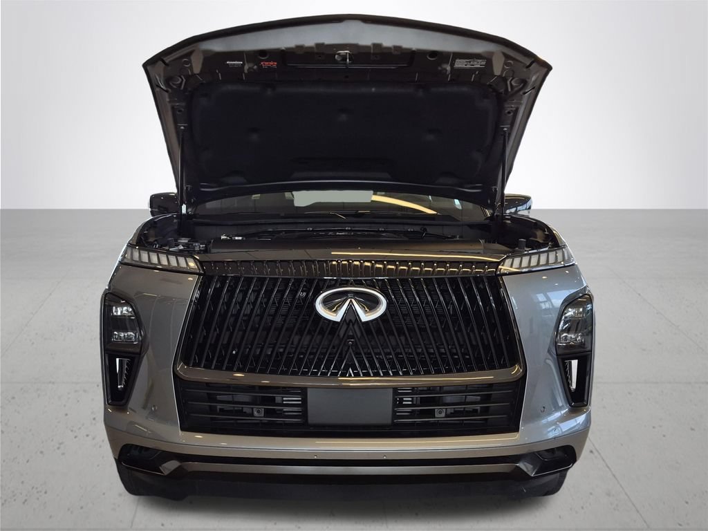 Used 2025 INFINITI QX80 Autograph AWD/4WD image 4