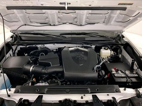 Used 2023 Toyota Tacoma TRD Off-Road image 25