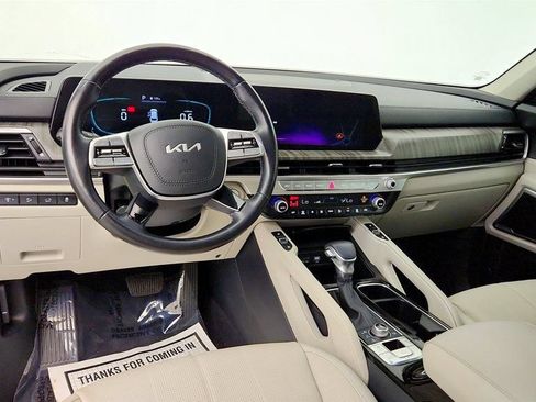 Used 2023 Kia Telluride EX w/ EX Captain's Chair Package AWD/4WD image 13