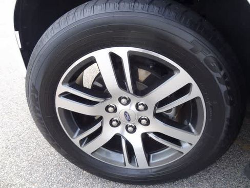 Certified 2022 Ford Expedition Limited RWD image 47