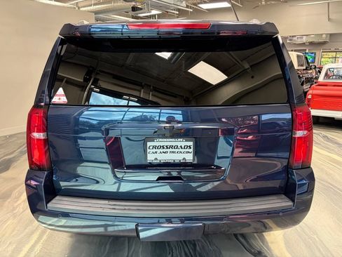 Used 2020 Chevrolet Tahoe LT w/ Luxury Package AWD/4WD image 36