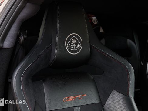 Used 2020 Lotus Evora image 40