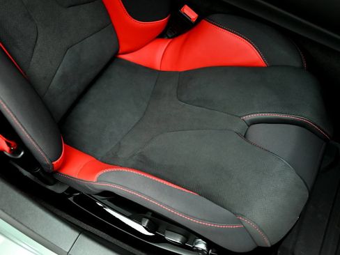 Used 2024 Chevrolet Corvette Z06 w/ Stealth Interior Trim Package RWD image 13