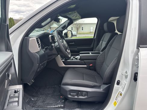 New 2026 Toyota Tundra SR5 AWD/4WD image 11