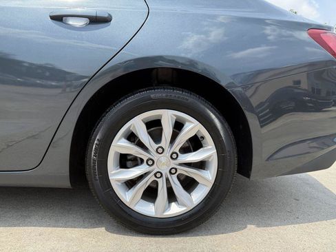 Used 2020 Chevrolet Malibu LT FWD image 9