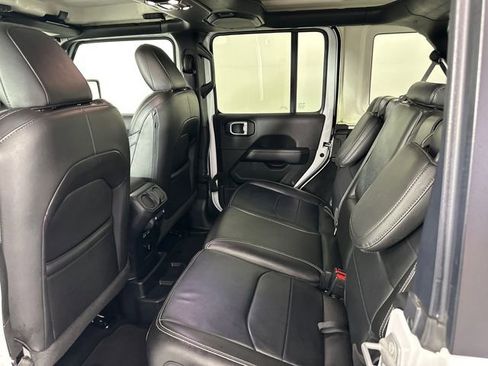 Certified 2023 Jeep Wrangler Unlimited Sahara w/ Cold Weather Group image 13