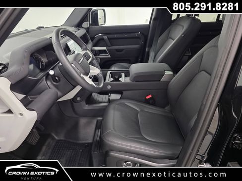 Used 2023 Land Rover Defender 130 SE AWD/4WD image 26