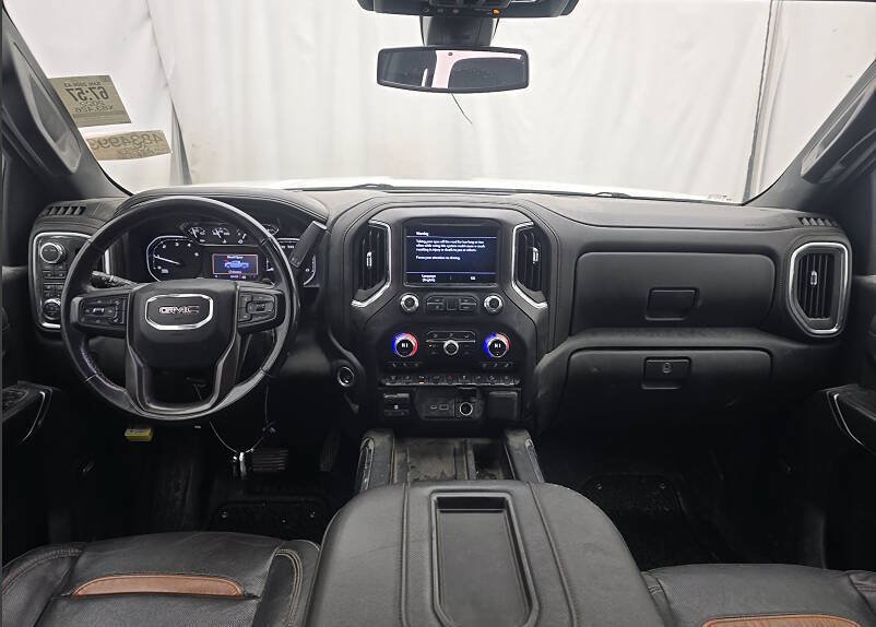 Used 2022 GMC Sierra 2500 AT4 w/ AT4 Preferred Package AWD/4WD image 5