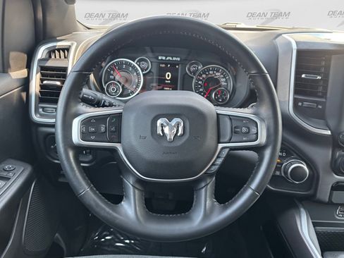 Used 2022 RAM 1500 Big Horn AWD/4WD image 37