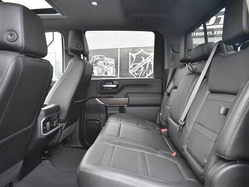 Used 2022 GMC Sierra 2500 Denali w/ Denali Ultimate Package image 24