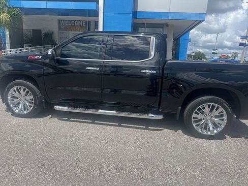 Used 2024 Chevrolet Silverado 1500 LTZ w/ Technology Package AWD/4WD image 9