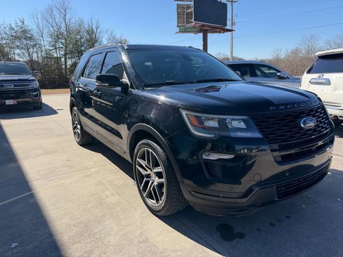 Used 2018 Ford Explorer Sport w/ Equipment Group 401A image 32