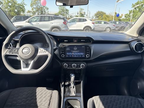 Used 2023 Nissan Kicks SV FWD image 14