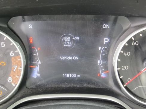 Used 2019 Jeep Compass Limited AWD/4WD image 15