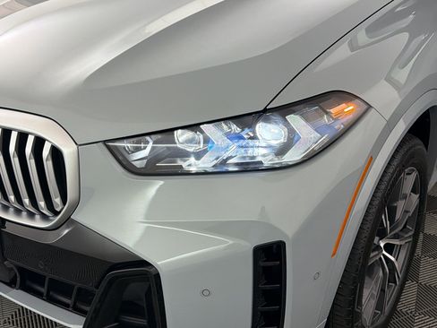 Certified 2026 BMW X5 xDrive40i image 11