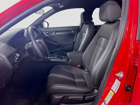 Used 2025 Honda Civic Sport image 7