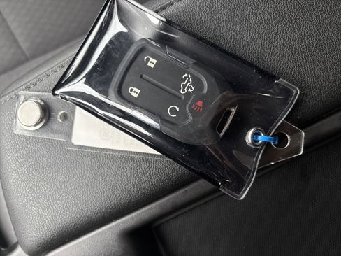 Used 2021 Chevrolet Silverado 1500 LT image 34