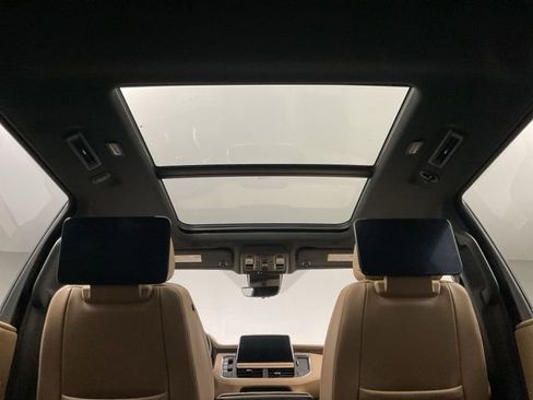 Certified 2024 Chevrolet Tahoe Premier w/ Advanced Technology Package image 35