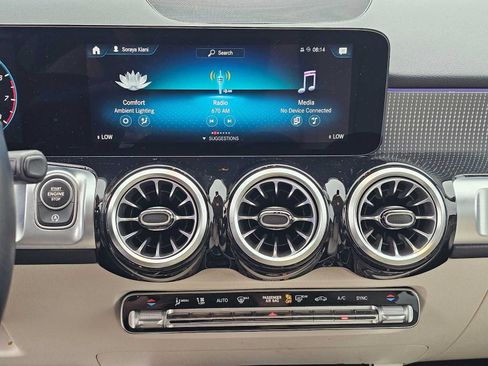 Certified 2022 Mercedes-Benz GLB 250 image 25