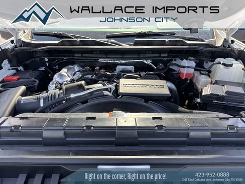 Used 2025 Chevrolet Silverado 2500 LT w/ Safety Package AWD/4WD image 45