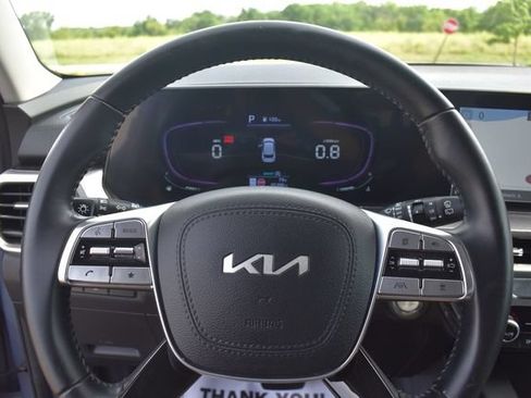Used 2024 Kia Telluride LX AWD/4WD image 28