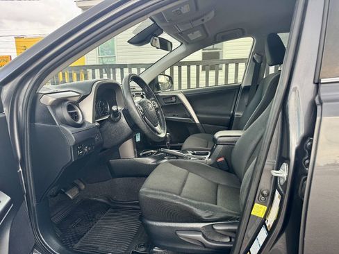 Used 2018 Toyota RAV4 LE w/ All Weather Liner Package AWD/4WD image 11