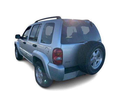 Used 2003 Jeep Liberty Limited image 3