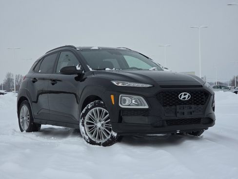 Used 2019 Hyundai Kona SEL image 2