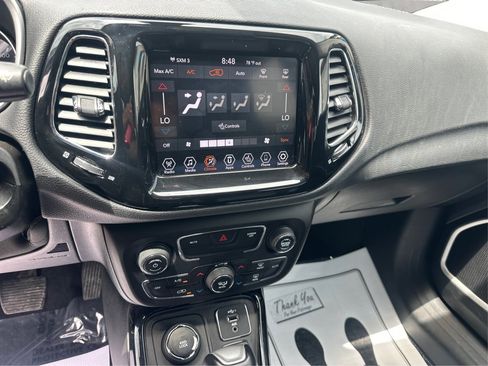 Used 2019 Jeep Compass Limited AWD/4WD image 23